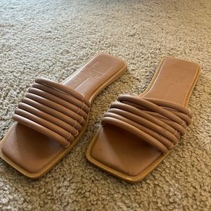 Dolce Vita Slides